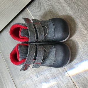 See Kai Run toddler shoes size 7